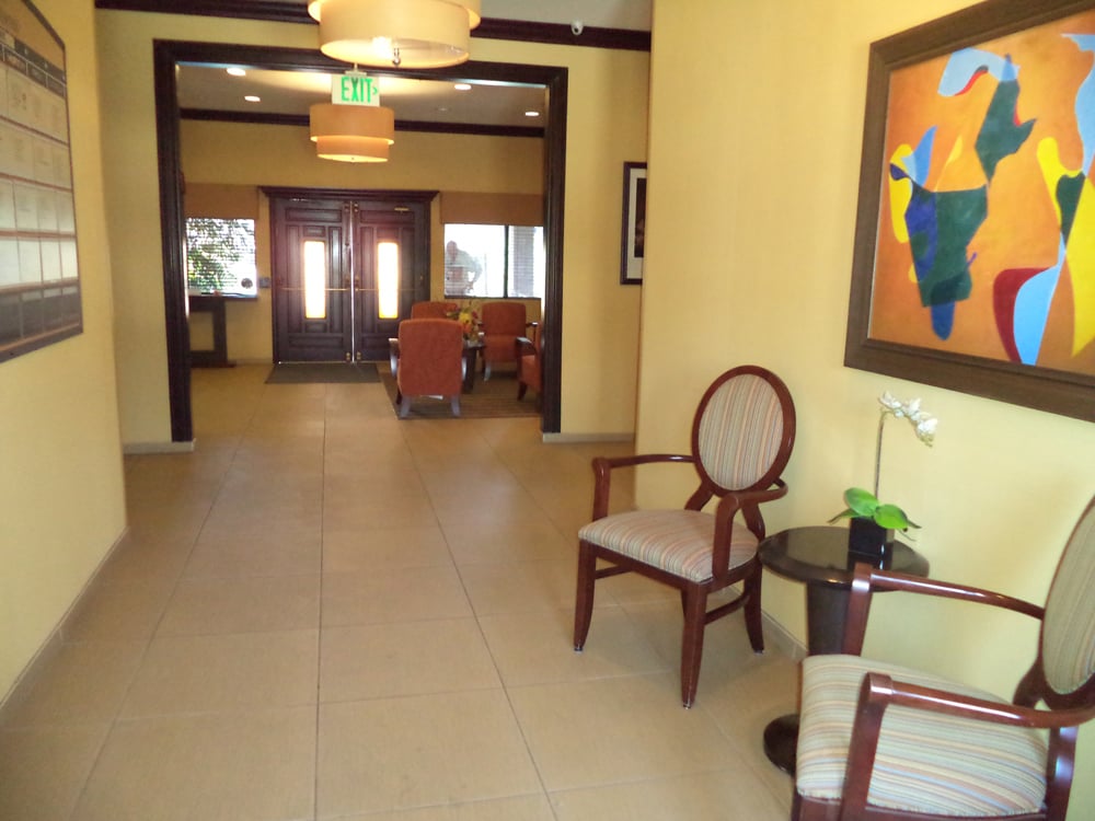 Lobby2