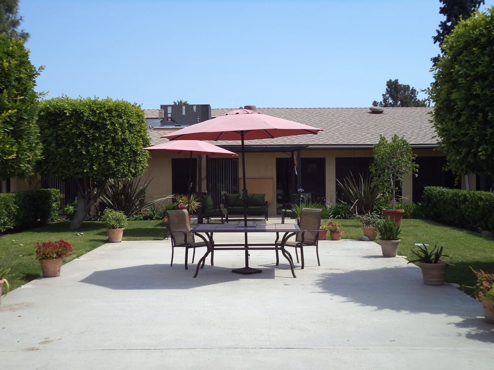 Main-Courtyard2